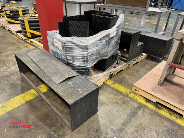 Lot 1-5126 - Lot of assorted Diamond Plate steel fabricated items, includes (2) 5' width x 16" height x 16" depth...