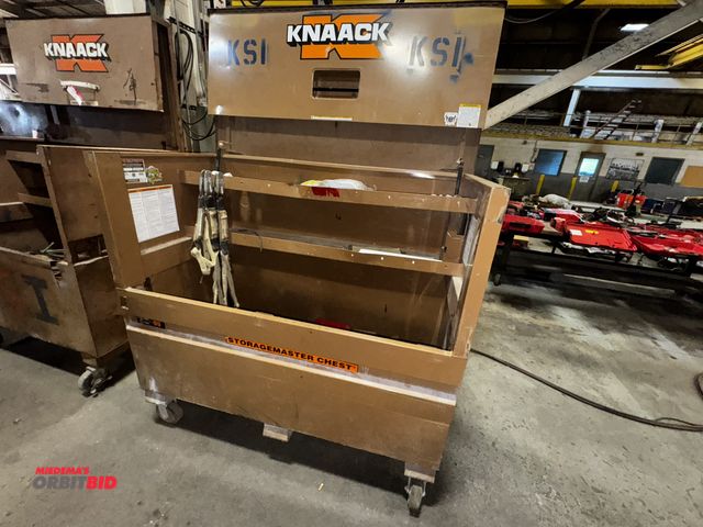 Orbitbid.com - Lot 1-16533 - (1) Knaack flip top jobox, model 89, 48