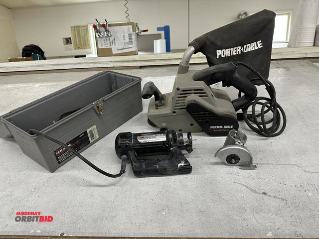 Lot 1-17716 - Lot including (1) Roto Zip spiral saw SCS-01 rotary cutting tool, (1) Craftsman 16" plastic tool box...