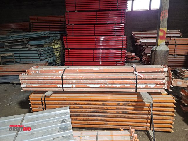 Lot 1-15118 - Lot of (27) USED 2.5" x 96" Teardrop Beams