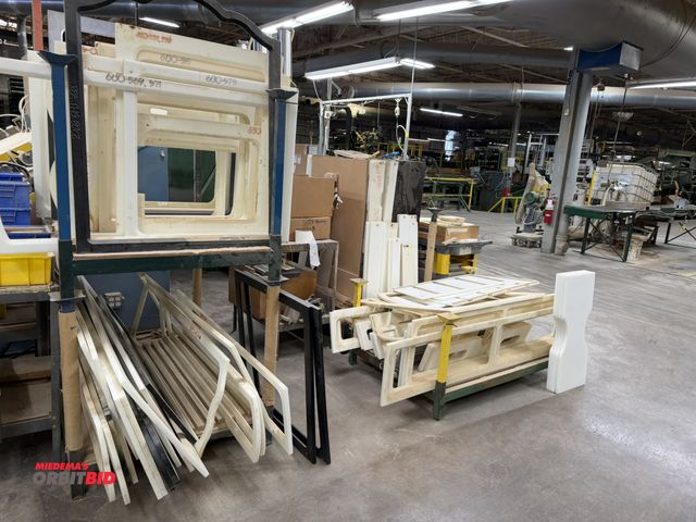 Lot 1-16334 - (1) Rubbermaid 3-tier utility cart with contents, including various plastic pattern material, (1) Ro...