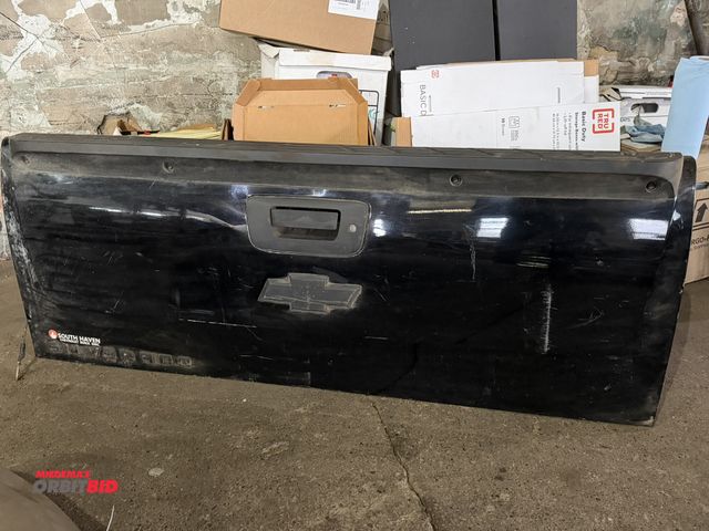 Lot 1-1248 - (1) tailgate for 1990's era Chevy Silverado, actual year unknown.
