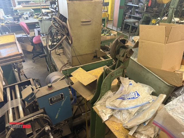 Lot 1-18708 - (1) Industrial Packaging Corporation packaging machine, 24" width x 30" height x 20" depth steel tab...