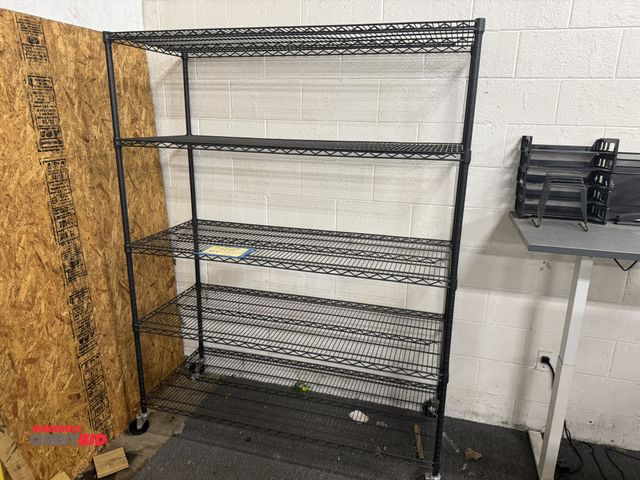 Orbitbid.com - Lot 1-2334 - (1) rolling Metro style rack, 60