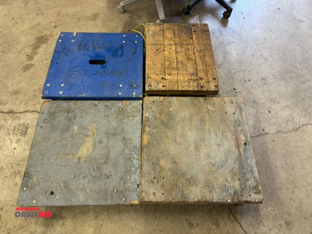 Lot 1-6363 - Lot of 4 moving dollies, (2) 24" x 24, (1) 22" x 24", and (1) 24" x 18".