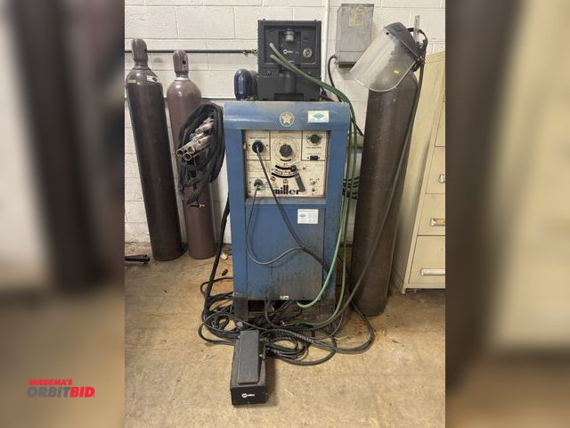 Orbitbid.com - Lot 1-2108 - (1) Miller, model 320A/BP, AC-DC insert gas ...