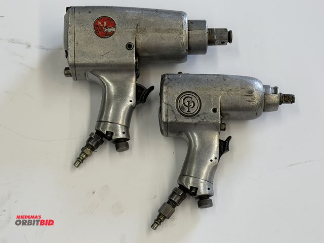 Lot 1-6207 - (1) Chicago Pneumatic, model CP-9540, 1/2" drive impact tool, and (1) Milwaukee Pneumatic tool, 3/4"...