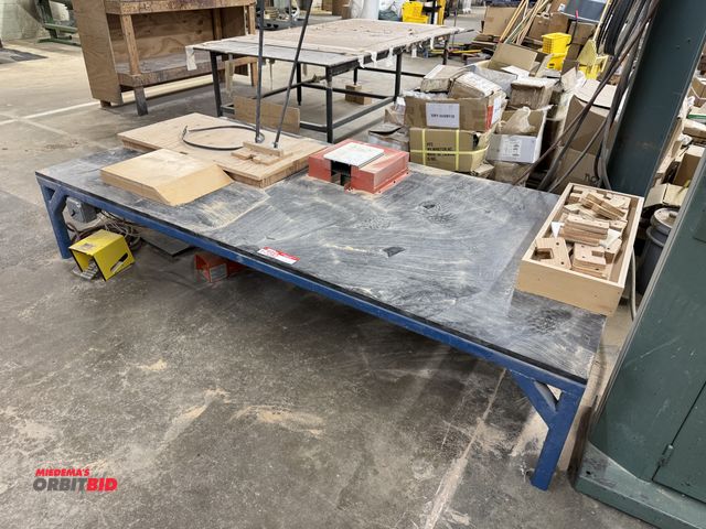 Lot 1-7282 - Chair/Table Leg Leveling Saw