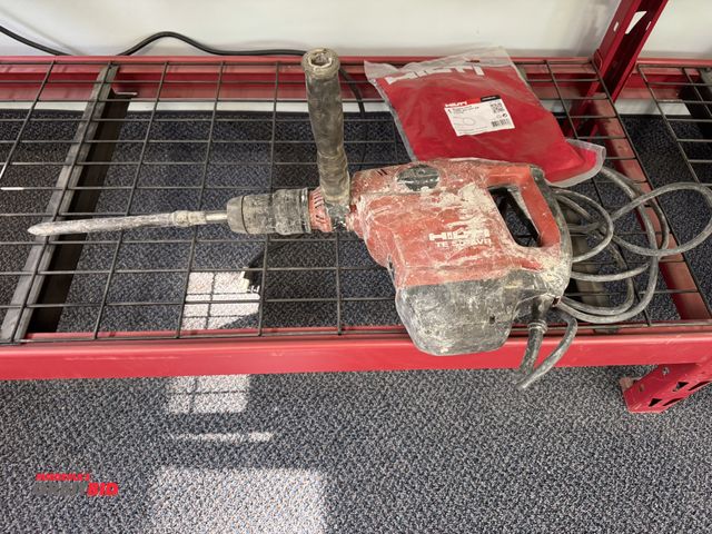 Lot 1-18660 - (1) Hilti TE50AVR hammer drill, in working condition, and (1) Hilti 120V power cord.