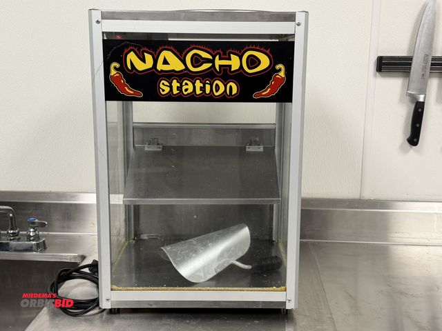 Lot 1-11117 - (1) Great Northern Popcorn Company, model 5900, 120V, single phase input countertop nacho station, 1...