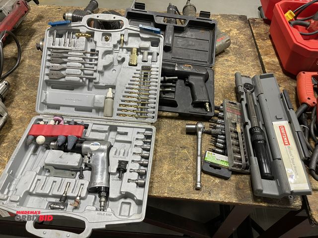 Lot 1-19355 - Lot of assorted tools, includes Chicago Pneumatic tool set, (1) Pitt Pro pneumatic drill, Pittsburgh...