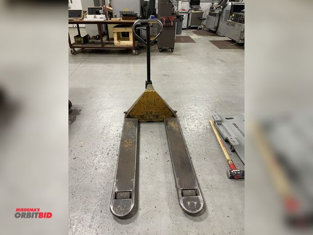 Lot 1-19360 - (1) 5500 lb. capacity pallet jack, in working condition.