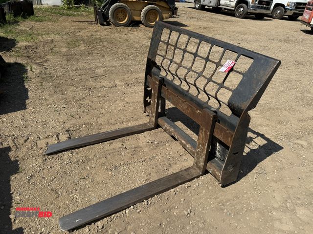 Lot 1-14336 - (1) set of skid steer quick attach forks, 39" x 4", Delayed removal, please contact auction manager ...