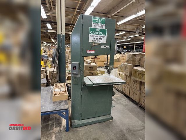 Lot 1-7279 - Meber Sr 600 Vertical Band Saw, 24" Throat, 15‑3/4" Cutting Height, 23‑5/8" X 27‑1/2" Table, 1‑1/2 H...