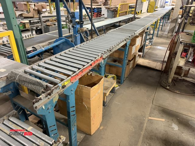 Lot 1-17525 - (1) roller conveyor table, approx. 41' long with 16" wide rollers, ball screw rotating transfer tabl...