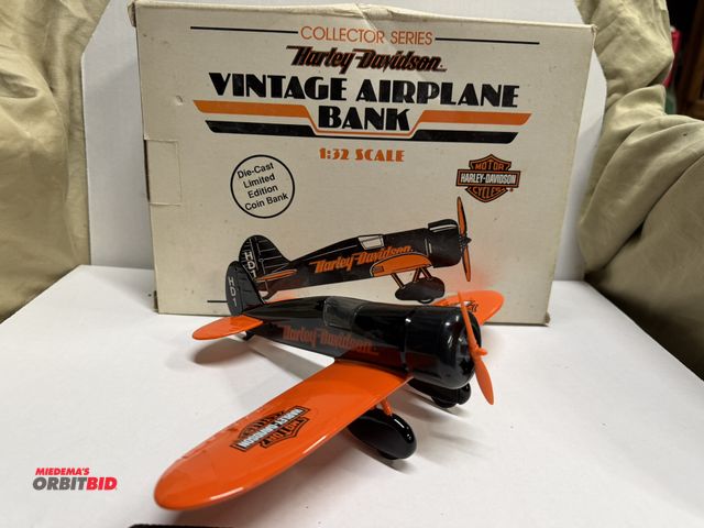 Lot 1-8313 - (1) Harley Davidson Collector Series vintage, die cast airplane bank (1:32 scale), stock #0820, in o...