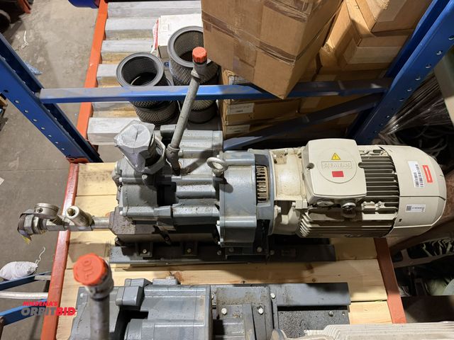 Lot 1-18694 - (1) Vane pump with a Siemens, 230/460V, 3 phase electric motor, working condition unknown