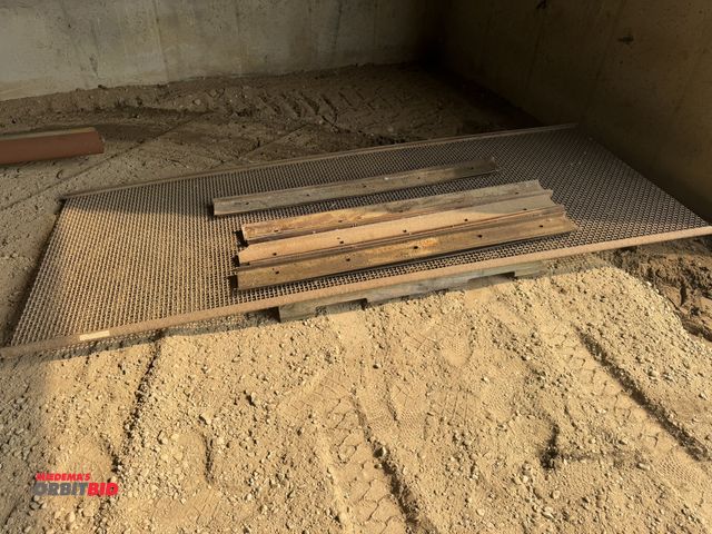 Lot 1-18299 - (1) 10' x 45" wide screen deck with mounting plates.