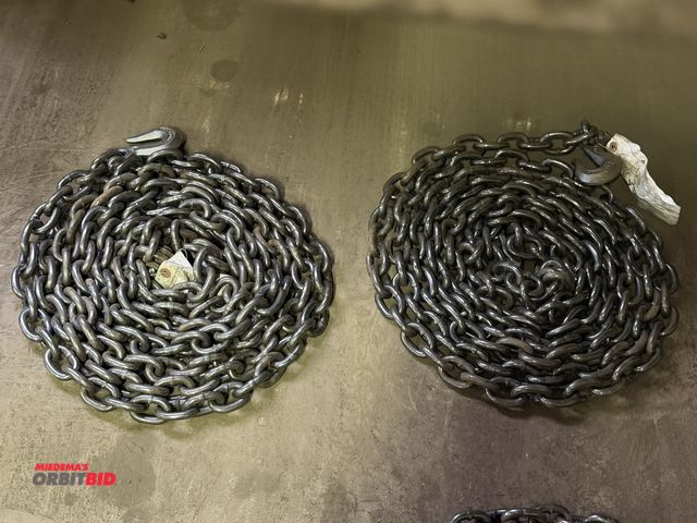 Lot 1-18171 - Lot of (2) unused 20' sections of chain with 3/8" hook on either side.