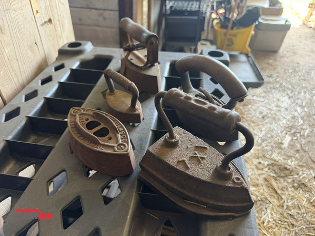 Lot 1-8520 - Lot of (5) assorted vintage irons.