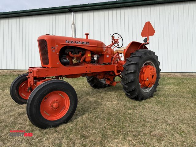 Lot 1-12100 - Allis Chalmers WD45 Tractor Restored, 2WD, Wide Front, Allis-Chalmers Snap Couplers, 14.9-28 Rear Ti...