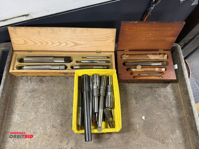 Lot 1-11067 - Large lot of assorted reamers, includes (2) wood cases.