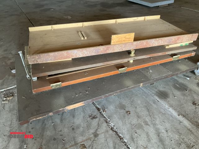Lot 1-12028 - ot of three assorted doors, includes (1) 36“ x 80” x 1-3/8” hollow core door (1) 35” x x 80“ x 3/4” ...