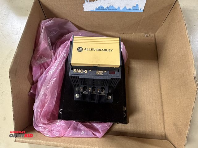 Lot 1-12391 - (1) Allen Bradley, model SMC-2, 3-phase smart motor controller.