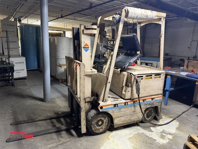 Lot 1-4903 - (1) Baker, model FTD-040, electric lift truck, 130" max lift height, 3700 lb. capacity, S/N E1831-20...