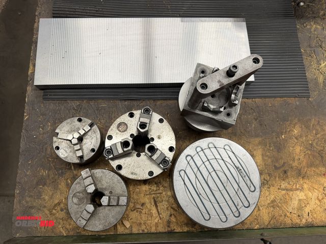 Lot 1-2089 - Lot of assorted tooling, including (1) approx. 3.5" diameter, 3-jaw chuck, (1) approx. 4" diameter, ...