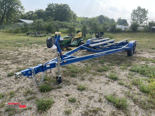 Lot 1-6603 - (1) 2022 StarCraft, model 231MDX0/B, tandem axle boat trailer, 7400 lb. GVWR, VIN 45JB2NY24N1002228,...