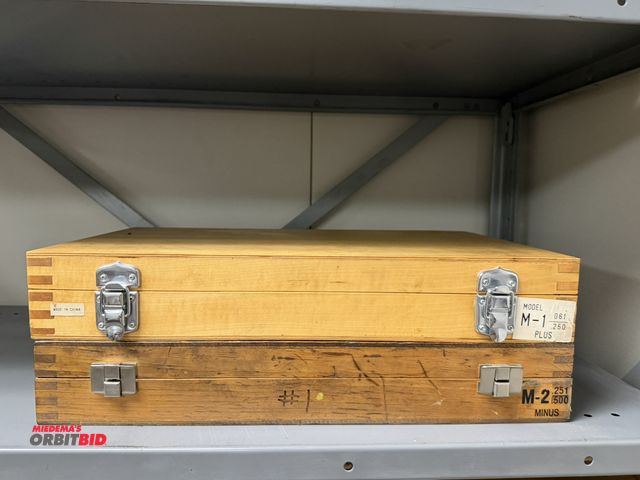 Lot 1-12528 - (1) M1 and (1) M2 pin gauge set.