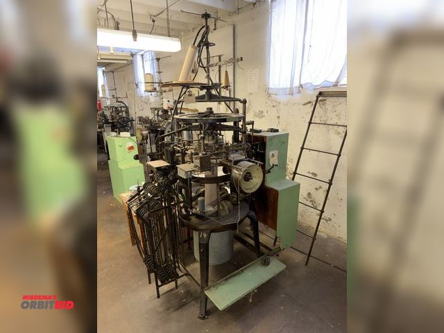 Lot 1-4818 - (1) Antique Industrial circular knitting machine, approx. 9" diameter needle head, 3 phase, for part...