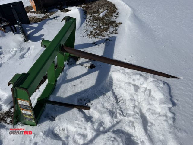 Lot 1-11591 - (1) Frontier 3-tine bale spear, S/N XEAB13E001800, top tine length of 46", loader arm brackets are 4...