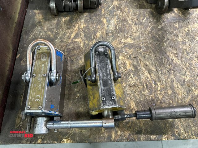 Lot 1-19202 - Set of (2) permanent magnetic lifters, approx. 800 lb. capacity each.