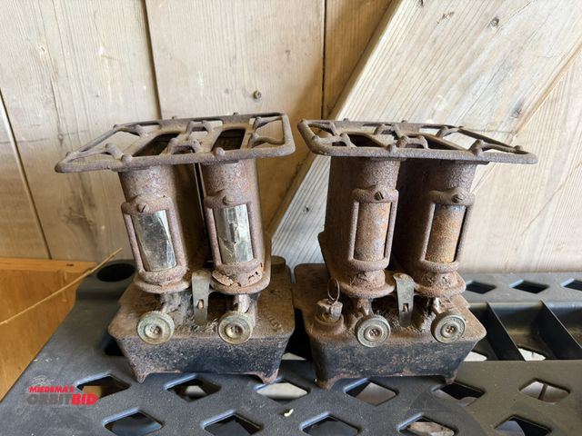 Lot 1-8519 - Lot of (2) Game Junior #2 vintage heater stoves, manufactured by Taylor and Boggis Foundry Company.