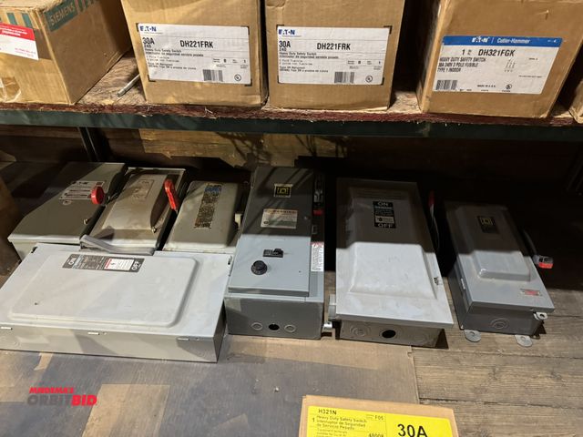 Lot 1-4396 - Lot of (7) assorted heavy duty safety switches, includes Square-D 60 amp, Siemens 100 amp, Siemens h...