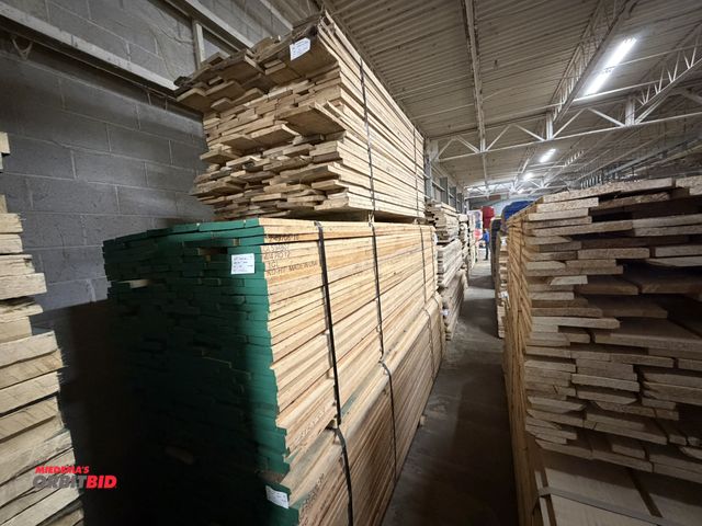 Lot 1-17027 - Lot of assorted rough sawn red oak lumber, includes (1) 1371 board foot bundle of 1" x 12' length, (...