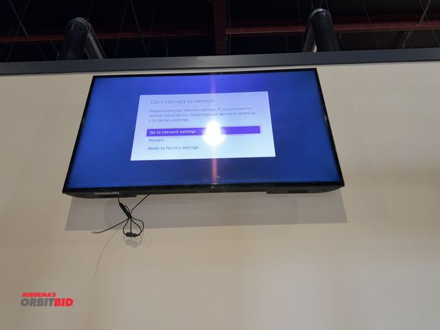 Lot 1-11305 - (1) W Box Technologies, 55" HDMI flatscreen monitor, includes BrightSign LS digital signage player, ...