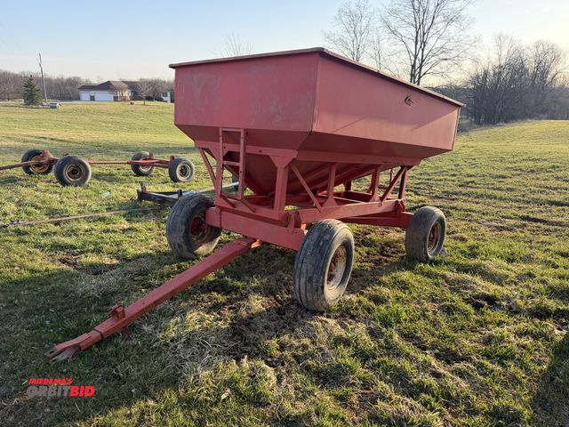 Lot 1-19111 - (1) Gravity Wagon, extendable tongue.