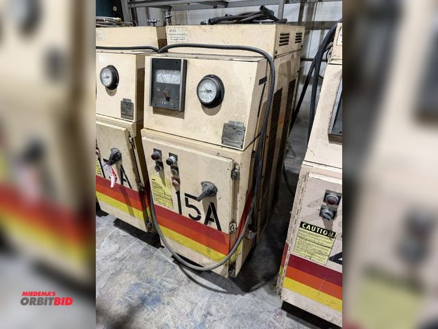 Lot 1-13390 - Sterlco F6016-BX hot oil unit 12-KW, 200° F max temperature, portable, analog controls, 250V, S/N 40...