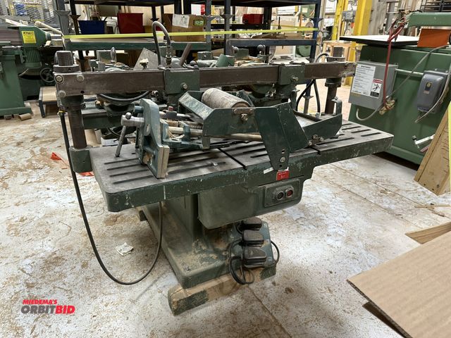 Lot 1-16794 - (1) B.M. Root, model D180, hydraulic feed horizontal borer, working condition unknown, not connected...