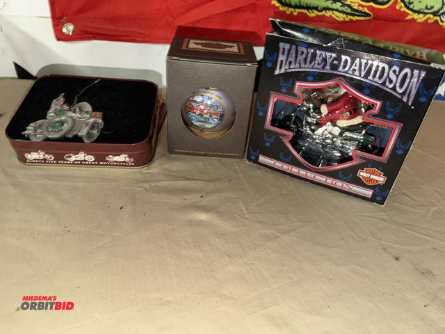 Lot 1-8260 - Lot of Harley Davidson collectible Christmas ornaments, includes (1) Limited 95th Anniversary Editio...