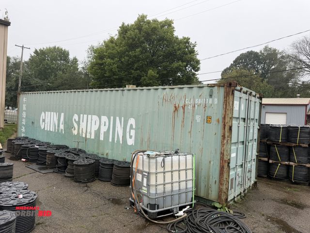 Lot 1-18773 - (1) 2697 cubic foot shipping container (67,200 lb. max gross/8,575 lb. tare), manufactured in 2005, ...