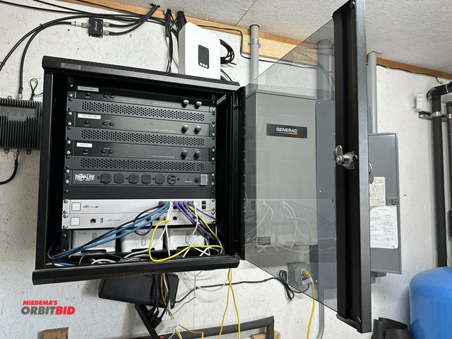 Lot 1-14604 - Lot of AV equipment, including (1) Sonos Connect System, set of (3), model APA102, Class D stereo am...