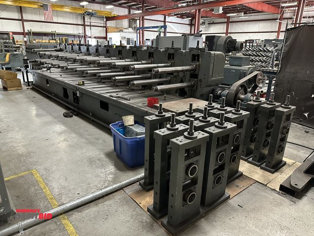 Lot 1-19207 - (1) custom fabricated rollform machine, 12-stand, approx. 3" diameter spindle, 27.5" roll space, 20"...