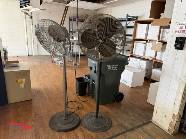 Lot 1-4759 - (1) 20" pedestal style fan, 1/4 HP Dayton motor, 115V, and (1) 24" pedestal fan, 120V, both are in w...
