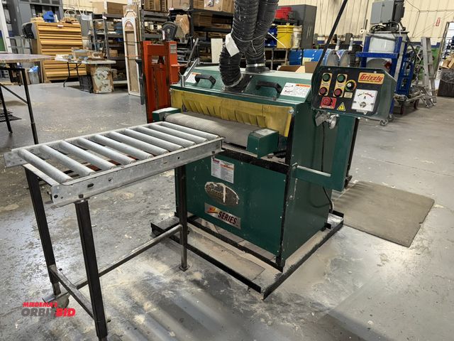 Lot 1-18655 - (1) 2013 Grizzly G1066Z, variable speed drum sander, 5 HP, 220V, single phase, 3450 RPM, drum speed ...