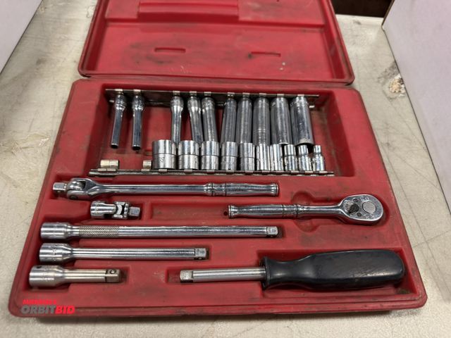 Lot 1-18410 - (1) Snap-On 1/4" drive socket set with ratchet, 2", 4", and 6" extension, 5" swivel head breaker, sw...