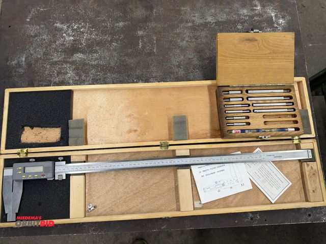 Lot 1-1846 - (1) 24" digital caliper, currently in non-working condition, believed to need new batteries, include...